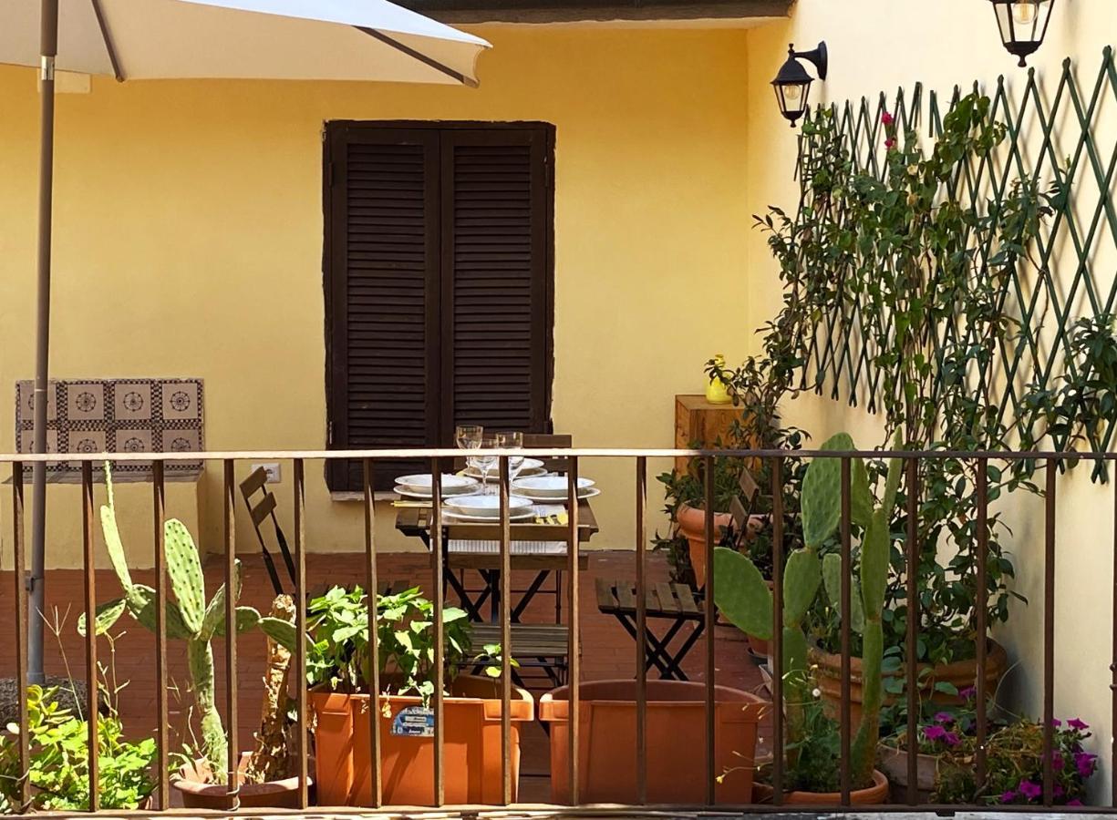 Terraces Under The Moon Apartment Rome Bagian luar foto